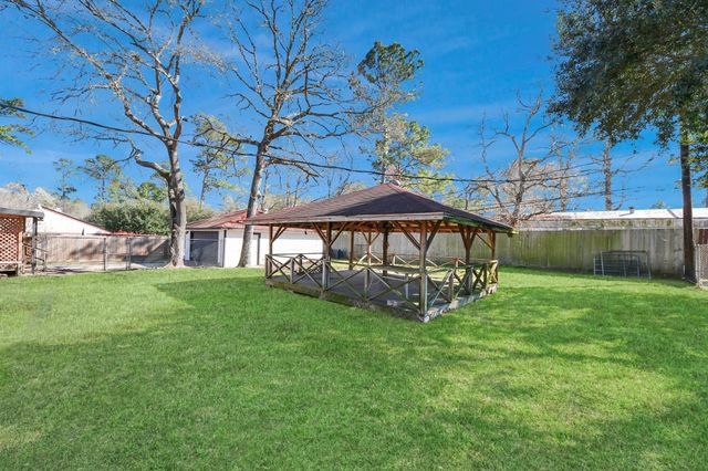 16511 Walnut Springs Lane, Magnolia, TX 77355