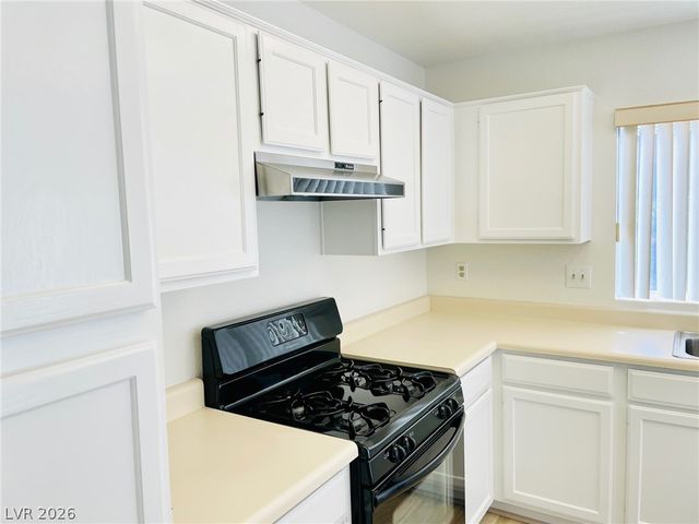 8905 Pennystone Avenue, Las Vegas, NV 89134