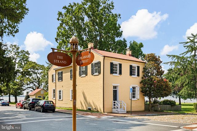 1 THE STRAND, New Castle, DE 19720