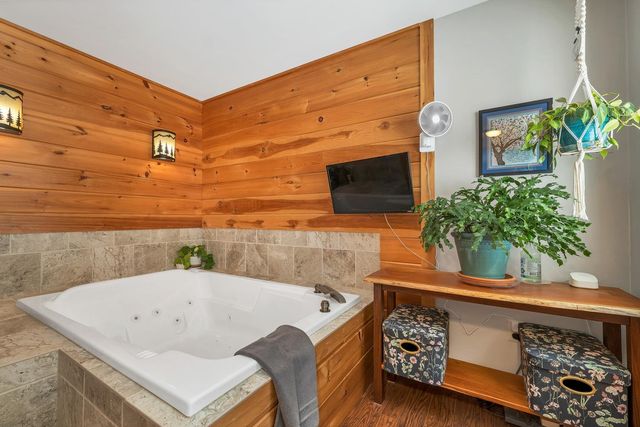 50 Banjo Drive, Thornton, NH 03285