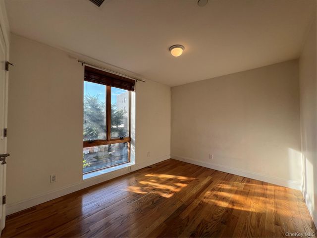 3801 31st Avenue 2A, Astoria, NY 11103