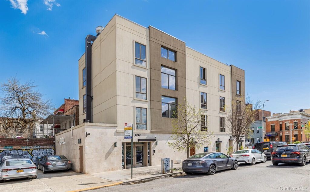 3801 31st Avenue 2A, Astoria, NY 11103