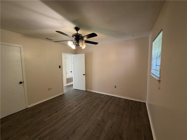 252 Hopi Street, Chickasaw, AL 36611
