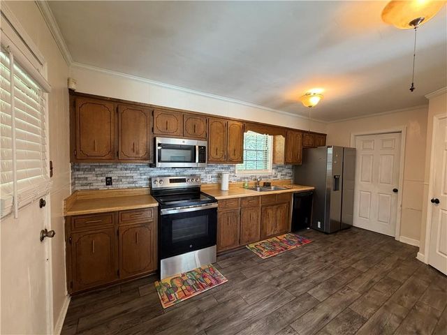 252 Hopi Street, Chickasaw, AL 36611