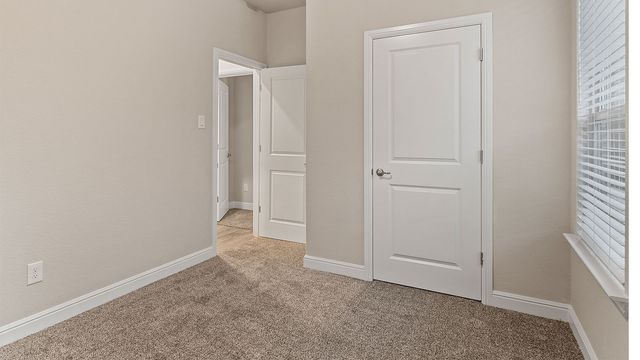 1449 CANTERBURY Trail, Desoto, TX 75115