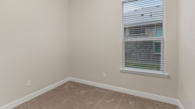 1449 CANTERBURY Trail, Desoto, TX 75115