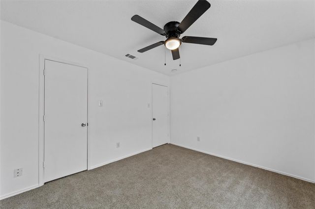 2008 Waleska Plaza, Dallas, TX 75211