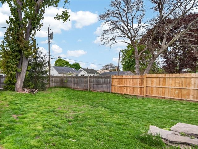 237 Nantucket Road, Greece, NY 14626