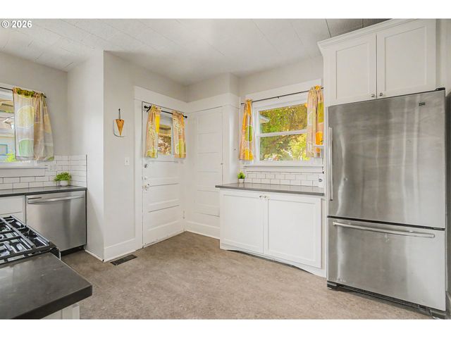 5 Ne 71ST Ave, Portland, OR 97213