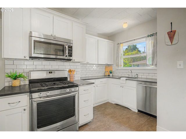 5 Ne 71ST Ave, Portland, OR 97213