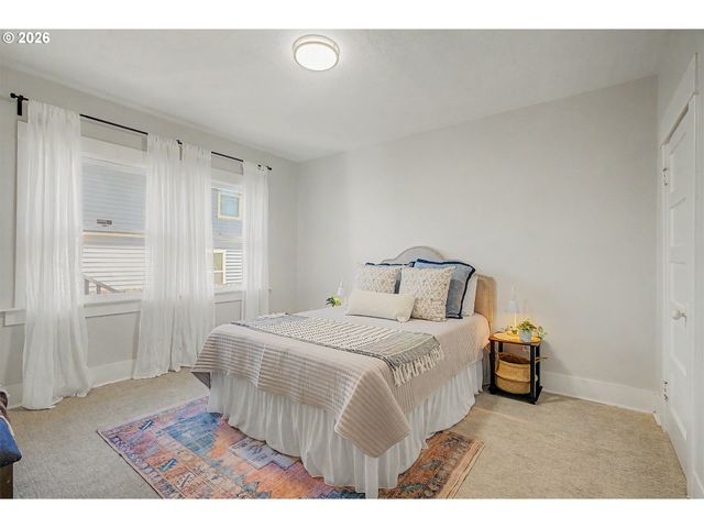 5 Ne 71ST Ave, Portland, OR 97213