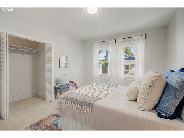 5 Ne 71ST Ave, Portland, OR 97213