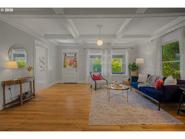 5 Ne 71ST Ave, Portland, OR 97213