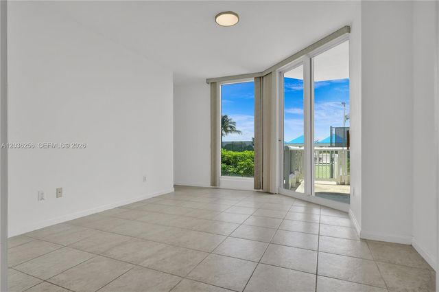 4779 Collins Ave 506, Miami Beach, FL 33140