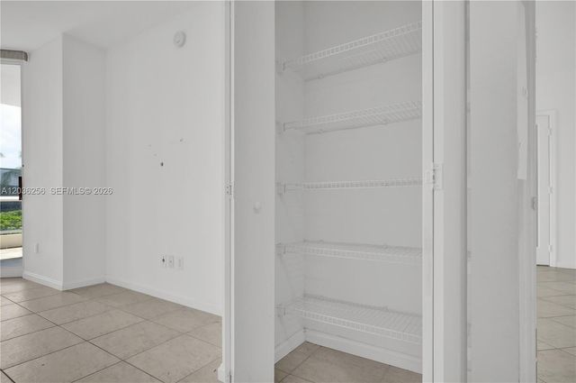 4779 Collins Ave 506, Miami Beach, FL 33140