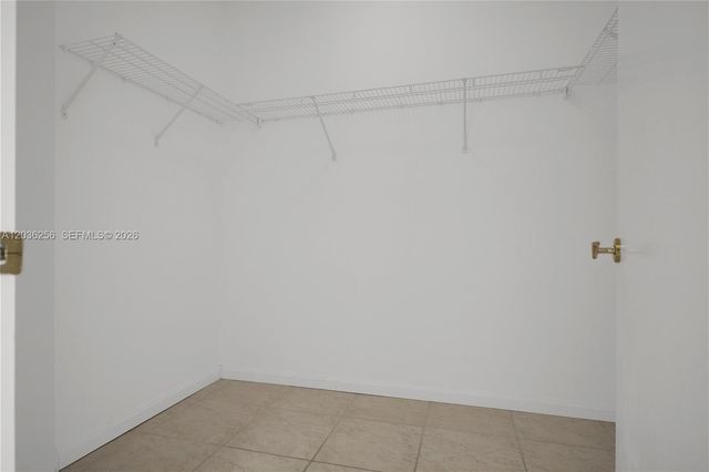 4779 Collins Ave 506, Miami Beach, FL 33140
