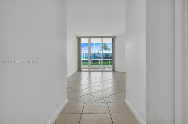 4779 Collins Ave 506, Miami Beach, FL 33140