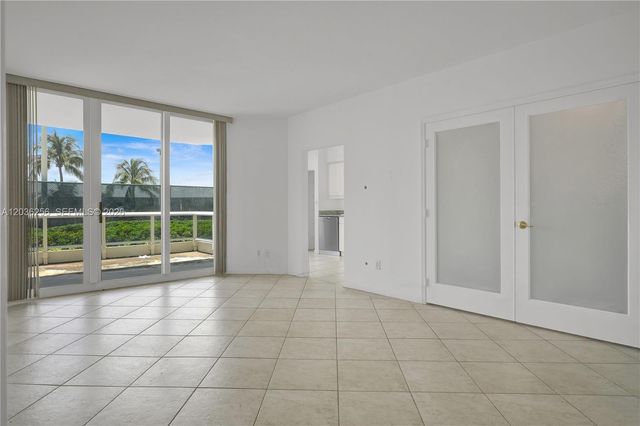 4779 Collins Ave 506, Miami Beach, FL 33140