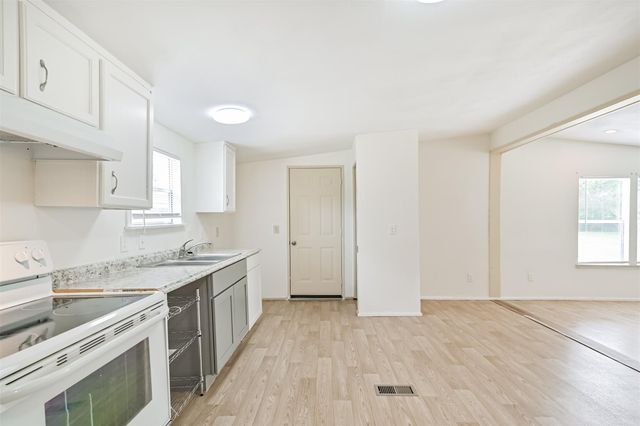 1749 Max Road 4, Pearland, TX 77581