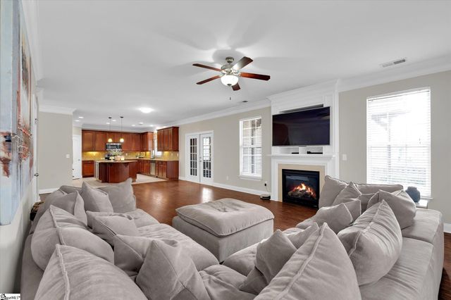 104 Windsor Creek Court, Simpsonville, SC 29681