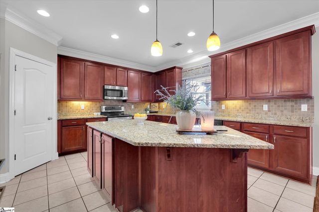 104 Windsor Creek Court, Simpsonville, SC 29681