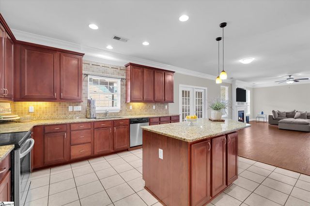 104 Windsor Creek Court, Simpsonville, SC 29681