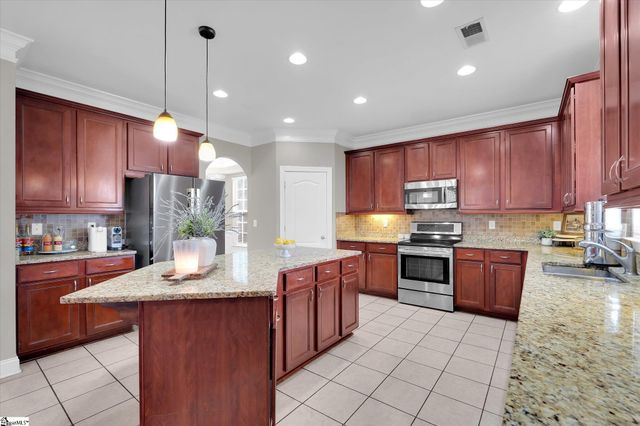 104 Windsor Creek Court, Simpsonville, SC 29681