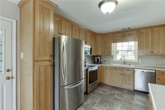 5602 Pepper Tree Lane, Oakwood, GA 30566