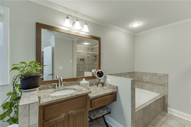 5602 Pepper Tree Lane, Oakwood, GA 30566