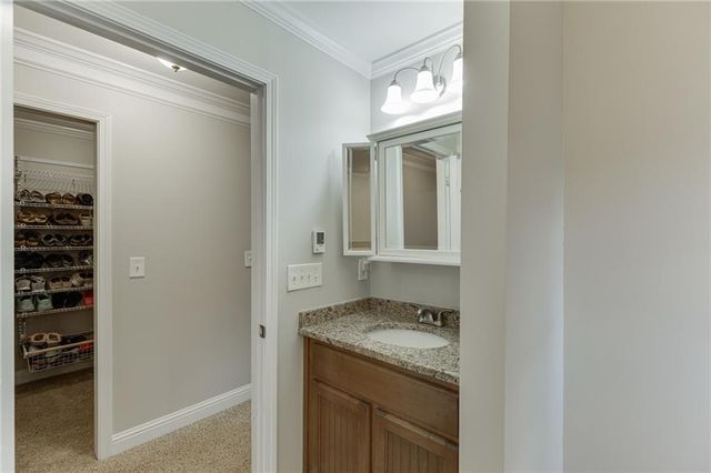 5602 Pepper Tree Lane, Oakwood, GA 30566