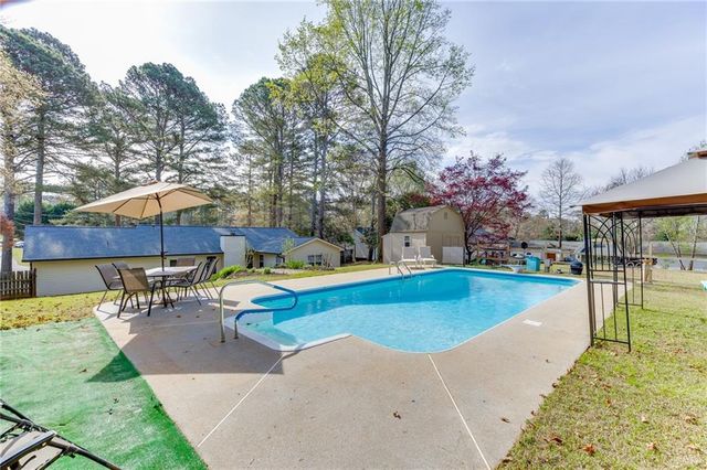 5602 Pepper Tree Lane, Oakwood, GA 30566