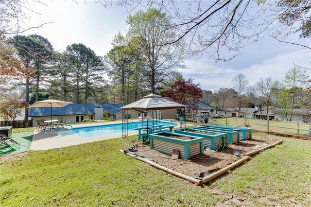 5602 Pepper Tree Lane, Oakwood, GA 30566