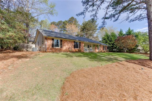 5602 Pepper Tree Lane, Oakwood, GA 30566