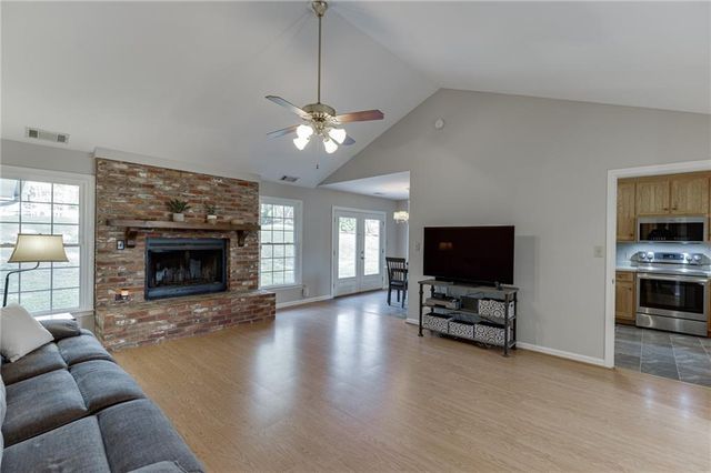 5602 Pepper Tree Lane, Oakwood, GA 30566