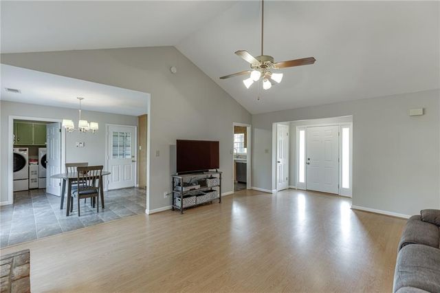 5602 Pepper Tree Lane, Oakwood, GA 30566