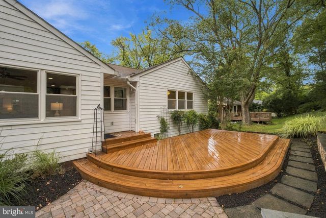 5918 LOWELL AVE, Alexandria, VA 22312