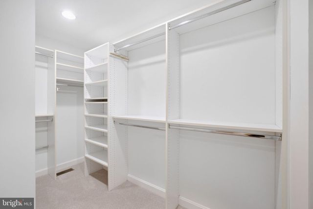 5918 LOWELL AVE, Alexandria, VA 22312