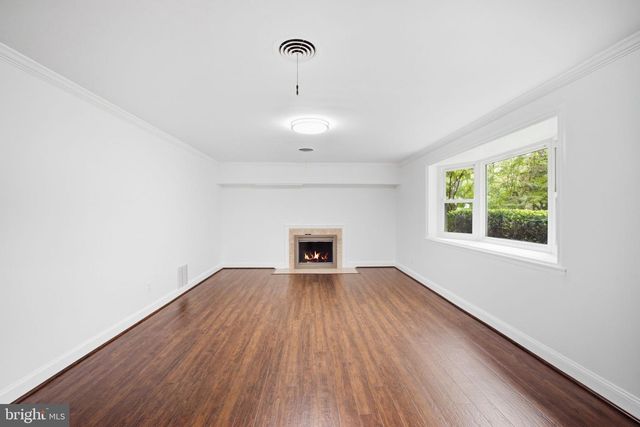 5918 LOWELL AVE, Alexandria, VA 22312