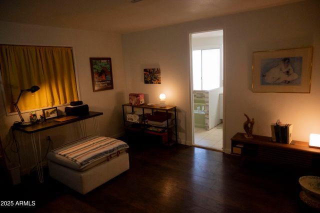 2401 W Southern Avenue 211, Tempe, AZ 85282