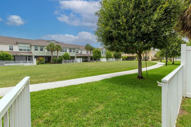 63 Dogwood Court, Royal Palm Beach, FL 33411