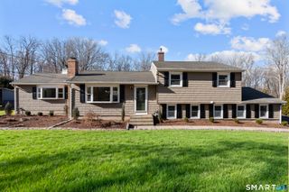 671 Elm Street, Monroe, CT 06468