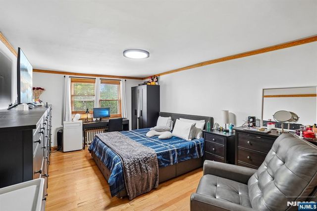 22 1st Street, North Arlington, NJ 07031