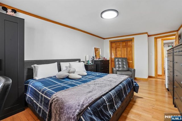 22 1st Street, North Arlington, NJ 07031