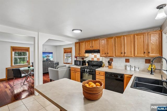 22 1st Street, North Arlington, NJ 07031