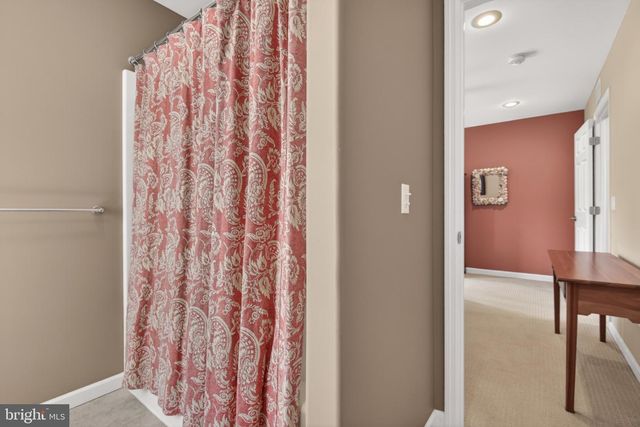 1436 PICKET DR, Lancaster, PA 17601