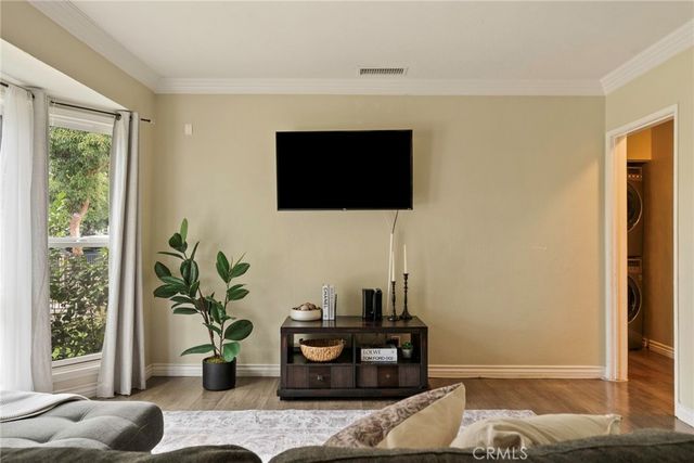 208 E 67th Street, Long Beach, CA 90805