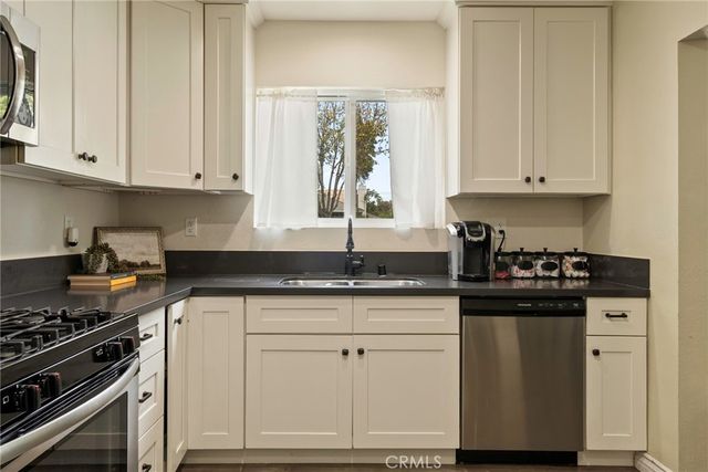 208 E 67th Street, Long Beach, CA 90805