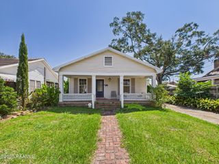 131 Washington Street, St. Martinville, LA 70582