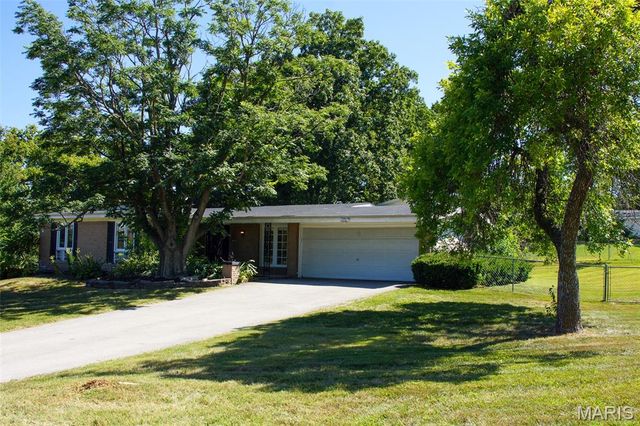 195 Sunny Wood Court, Unincorporated, MO 63146
