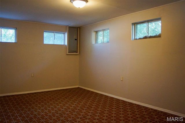 195 Sunny Wood Court, Unincorporated, MO 63146